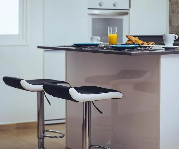 아파트 Volcano Getaway - Adults Only *