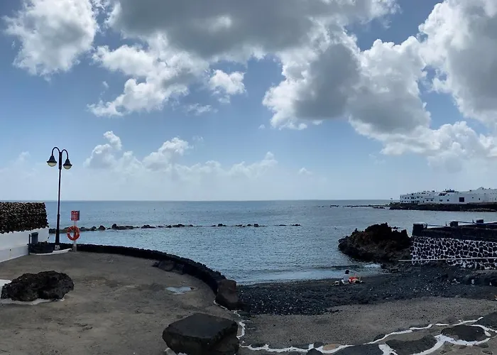 아파트 Volcano Getaway - Adults Only